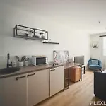 Cozy Studio In Paris 18